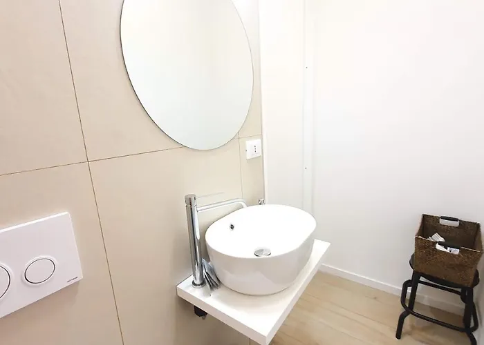 Dimora Beluga - Centro 게스트하우스 3*