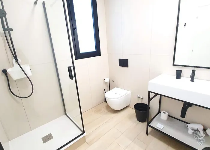 Dimora Beluga - Centro 게스트하우스 3*