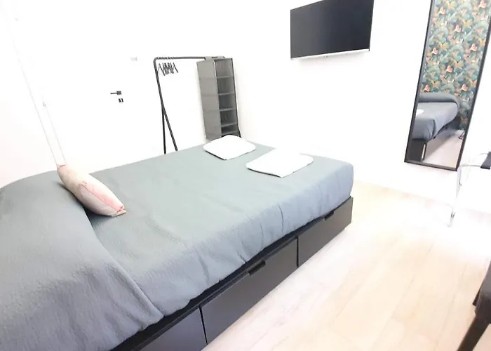 Dimora Beluga - Centro 게스트하우스 3*